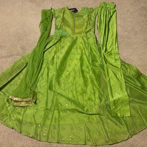 Green chudidar with gold accents and netted dupatta (NEW!) NEW YEAR'S SALE!